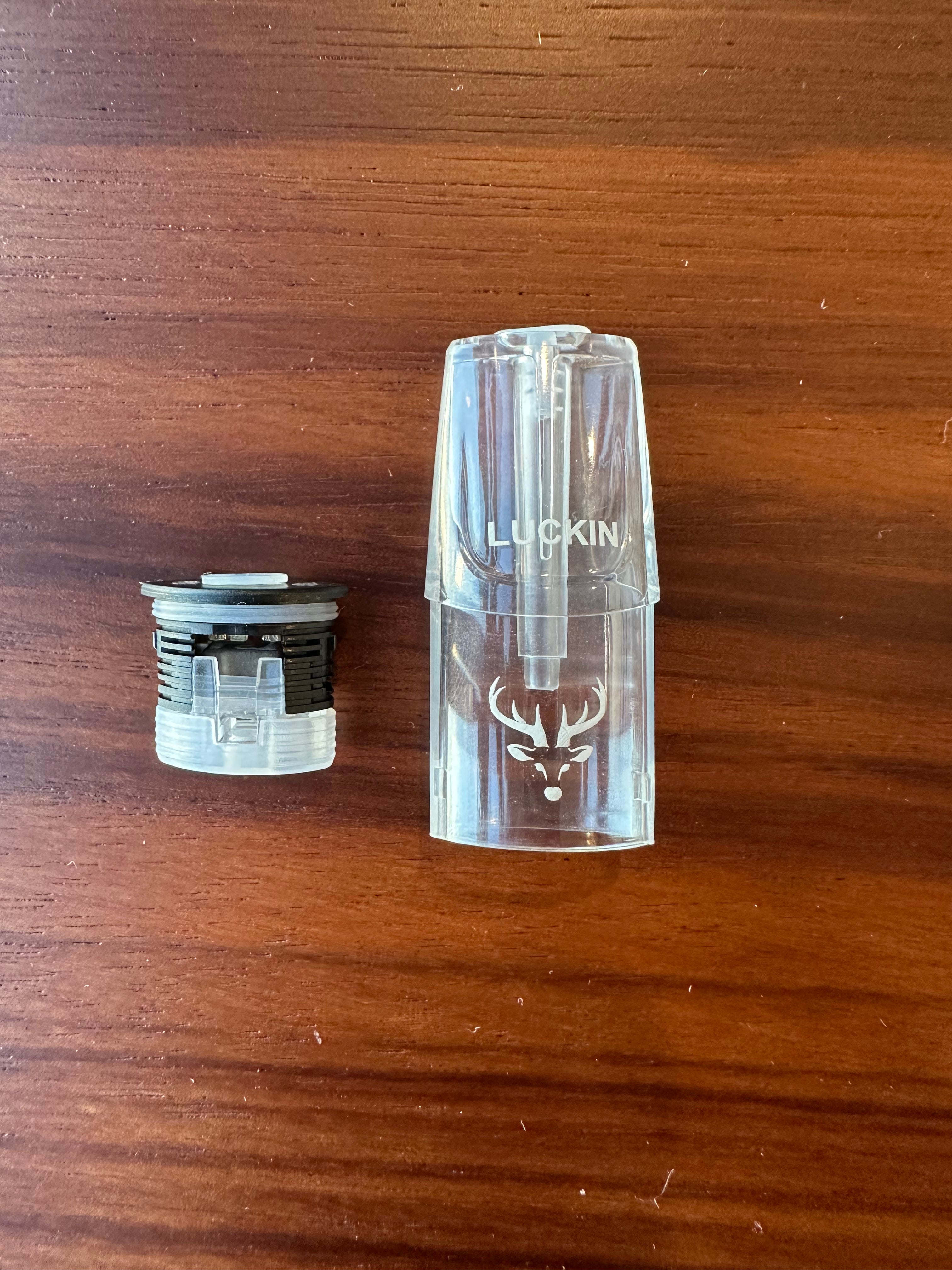 【幸運四彩發光空彈】 新品發光空煙彈 1.6ml 一代主機適配 綠紫黃紅四色發光 不漏油不飛油 煙霧綿柔穩定-台灣現貨 圖片 2