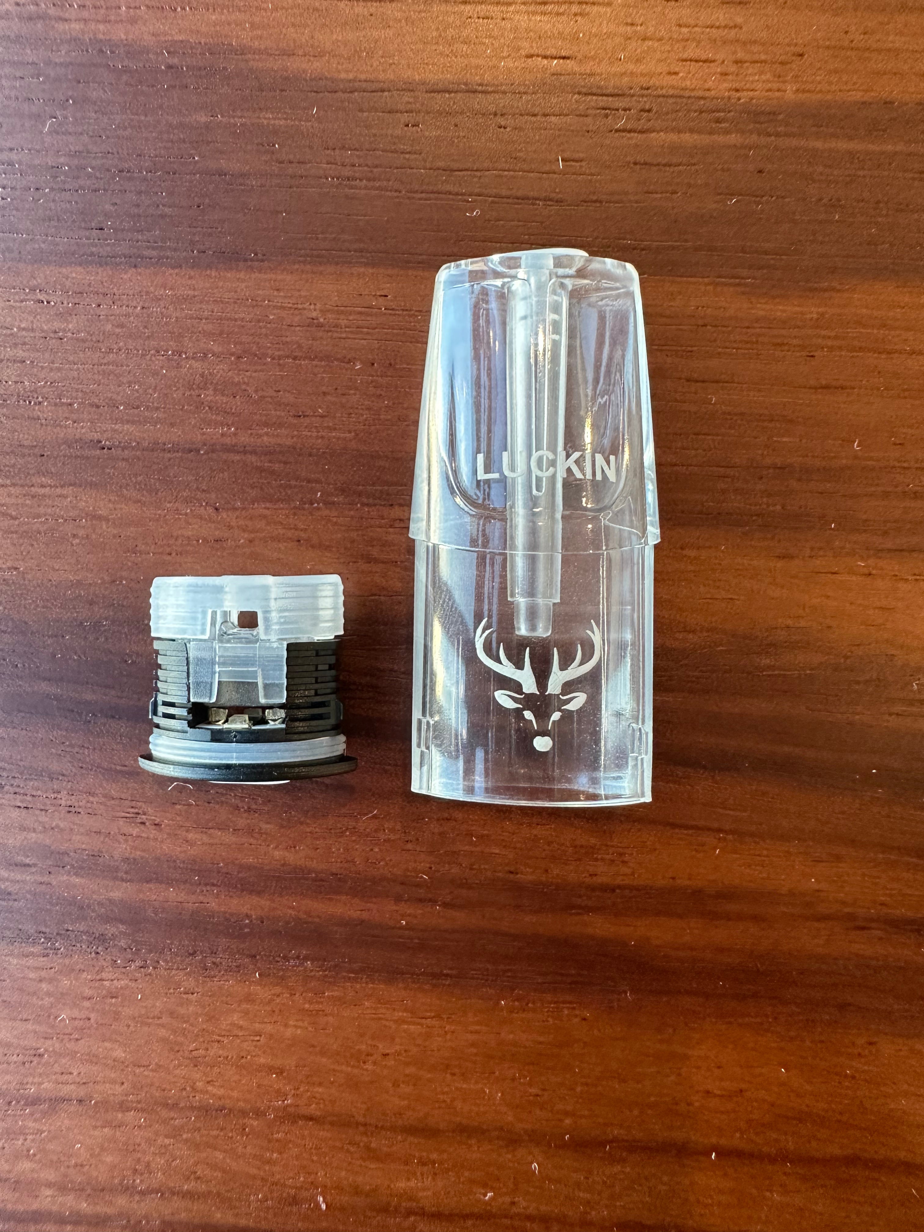 【幸運四彩發光空彈】 新品發光空煙彈 1.6ml 一代主機適配 綠紫黃紅四色發光 不漏油不飛油 煙霧綿柔穩定-台灣現貨